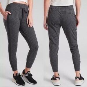 Athleta Metro Downtown Jogger Charcoal Gray size Small Petite